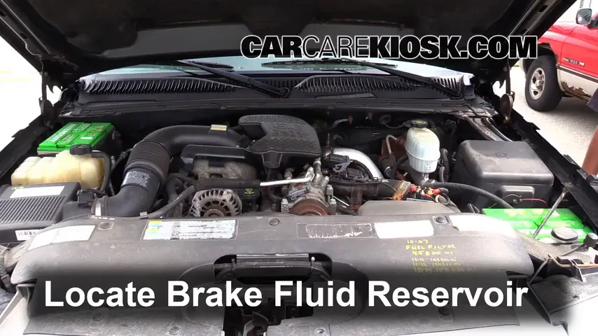 2005 Chevrolet Silverado 2500 HD 6.6L V8 Turbo Diesel Extended Cab Pickup (4 Door) Brake Fluid Check Fluid Level